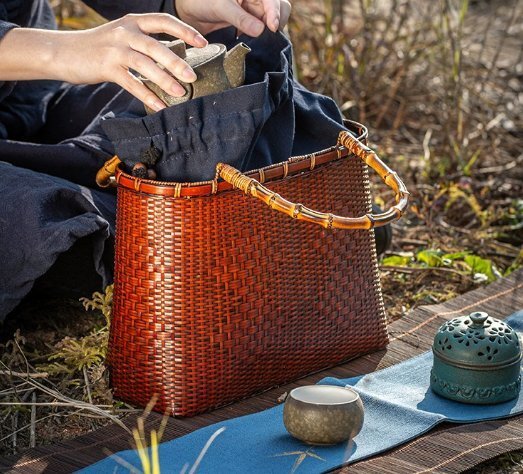 竹の手編みの包み中国式の復古の禅意の茶の服の包み竹のバスケット茶芸茶器の収納の包み女性のハンドバッグです拍卖