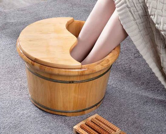 足盆木桶家庭用小トランペット香柏木足浴加厚足盆木盆足浴足桶無垢材拍卖