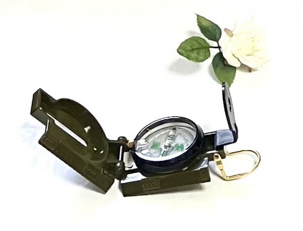 【超軽量45gを実現 】レンザティックコンパス オリエンテーリング 携帯コンパス 方位磁石 方位磁針 軍用タイプ ミリタリー コンパス 登山拍卖