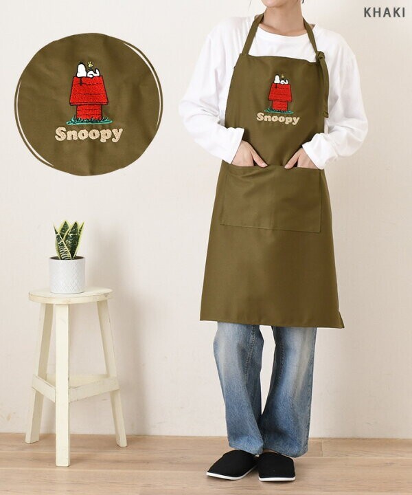 カーキ スヌーピー★フロントポケット付きエプロン レディース 保育士 首かけ SNOOPY 主婦 保育士 家庭科実習などに拍卖