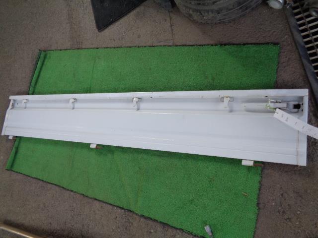 ミニキャブ V-U41T 右アオリ W74 カルガリーホワイト拍卖