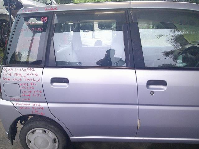 プレオ TA-RA1 右リアドア 210 シャイニーシルバー(M)拍卖