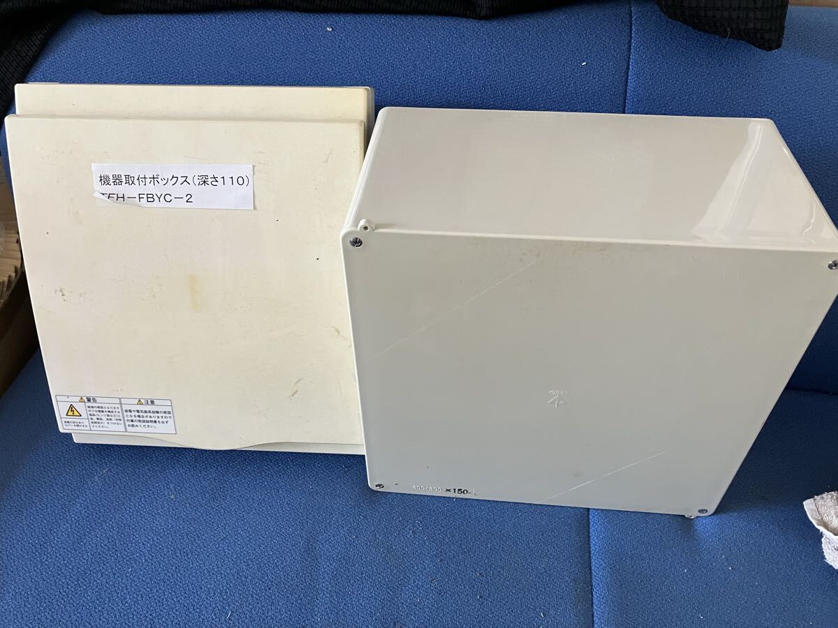 東芝 機器取付ボックス(深さ110) TFH-FBYC-2 MIRAI 300x300x150 漏電ブレーカ 分電盤拍卖