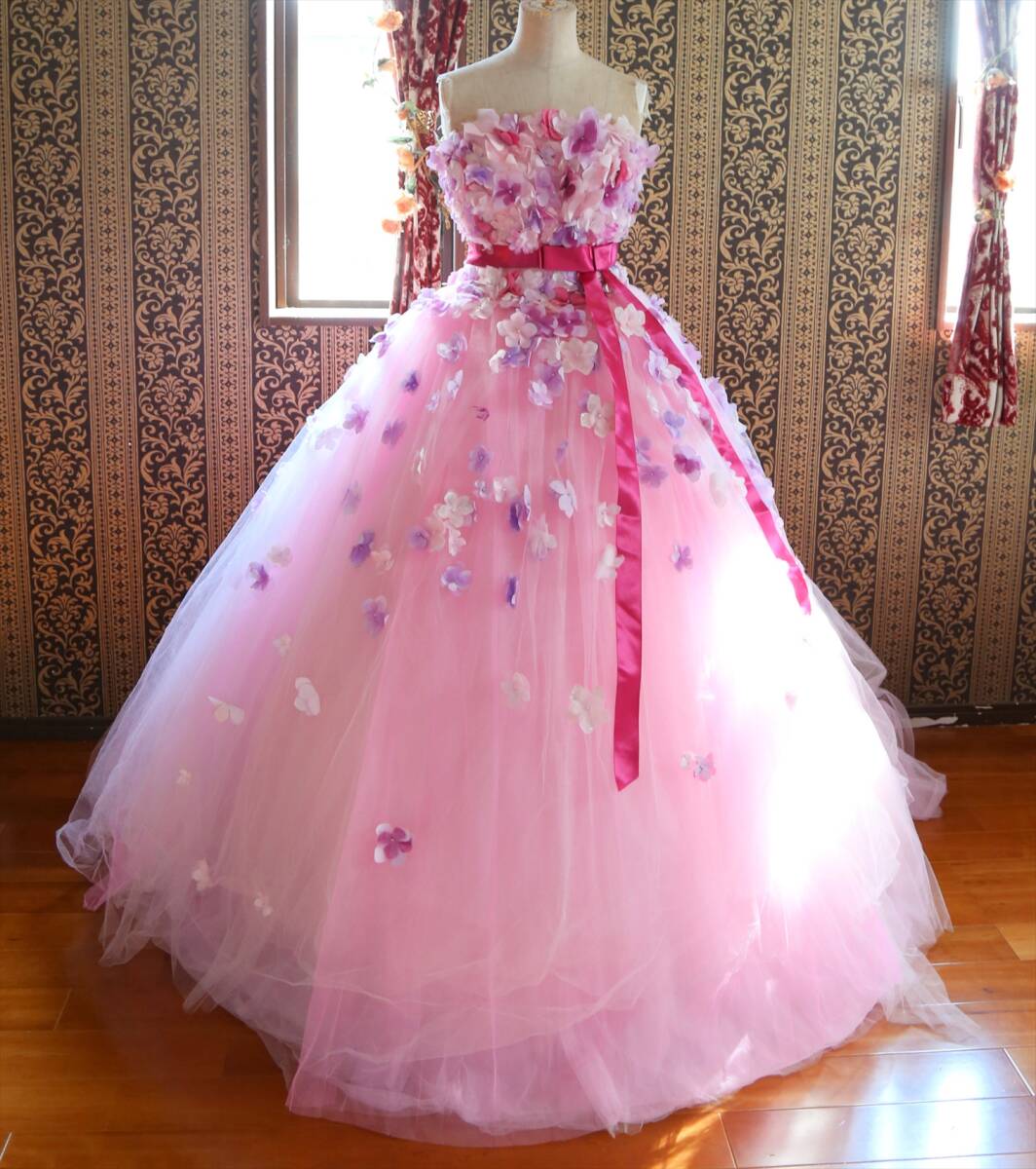 KABUチュールに小花の高級ウエディングドレス9号11号M~Lサイズ編上げ調節可能ピンクカラードレスカブインターナショナル拍卖