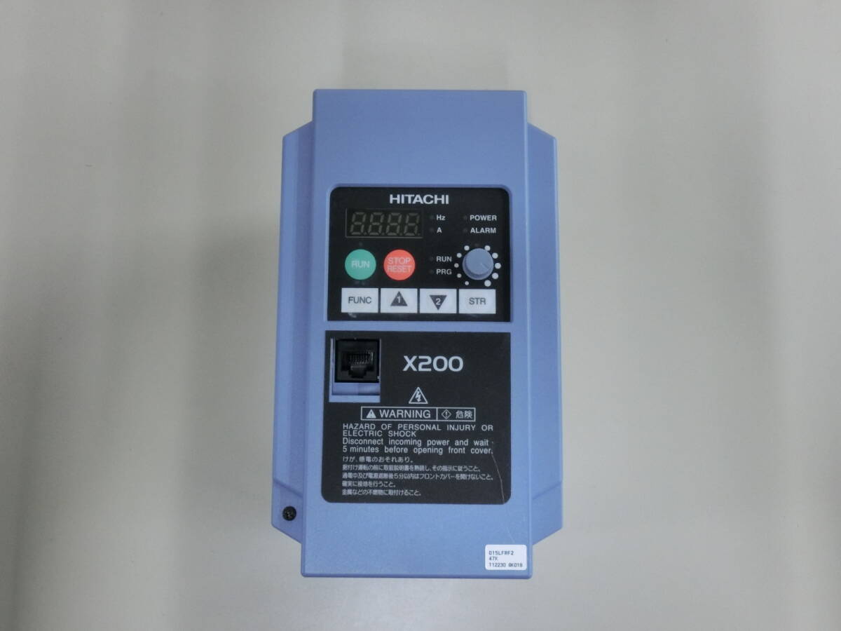 日立 X200-015LFRF2 インバータ 1.5kW 拍卖