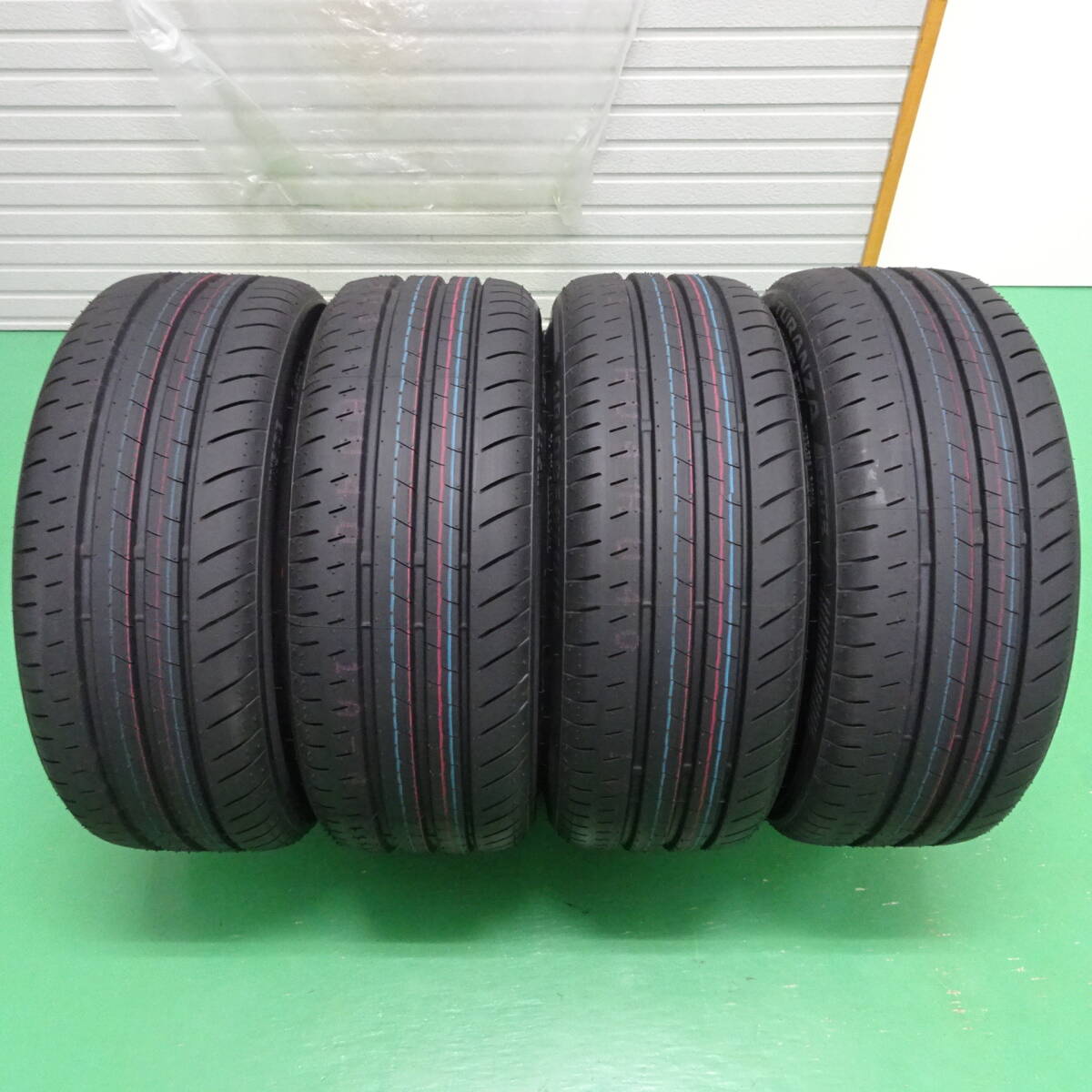 ★送料3600円~ 納車・新車外し ブリヂストン 215/45R17 プリウス / カローラ ツーリング 純正タイヤ 4本セット GR86 86 BRZ拍卖