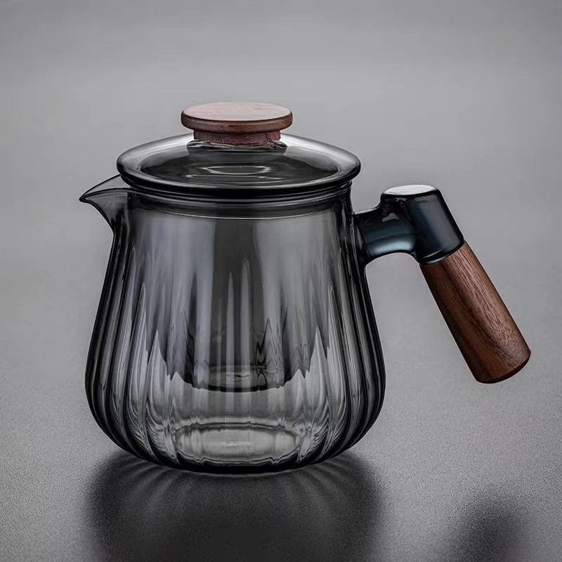 新品手作り耐熱ガラス 急須 ティーポットガラス 茶こし付きガラスポット 紅茶ポット花茶工芸茶直火可クルミ材 木製持ち手 一人暮らし拍卖