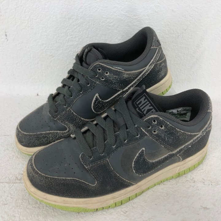 NIKE DUNK LOW SE GS HALLOWEEN ナイキ ダンクロー ハロウィン スニーカー DQ6215-001 キッズ SIZE: 22.5cm グレー KU632025082003拍卖