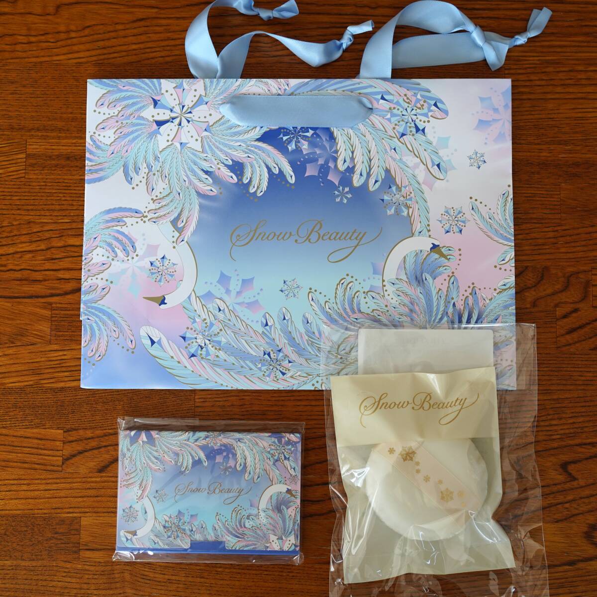 ◆資生堂◆マキアージュ スノービューティー 2025◆紙袋 ペーパーバッグ◆特製紙おしろい 50枚◆なめらかソフトパフ 厚手パフ◆非売品◆拍卖