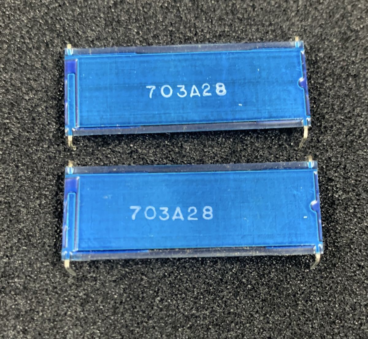 Macintosh Plus ROM に挟んで使用してあったデカップリングコンデンサー 2個セット拍卖