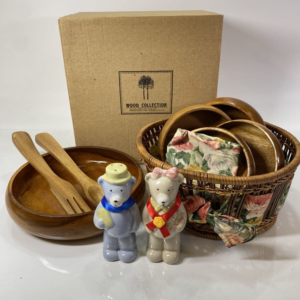 WOOD COLLECTION 木製 サラダボウル 取り皿 フォーク スプーン 陶磁器 調味料容器 ラタン 籐製 カゴ セット カントリー調 未使用拍卖