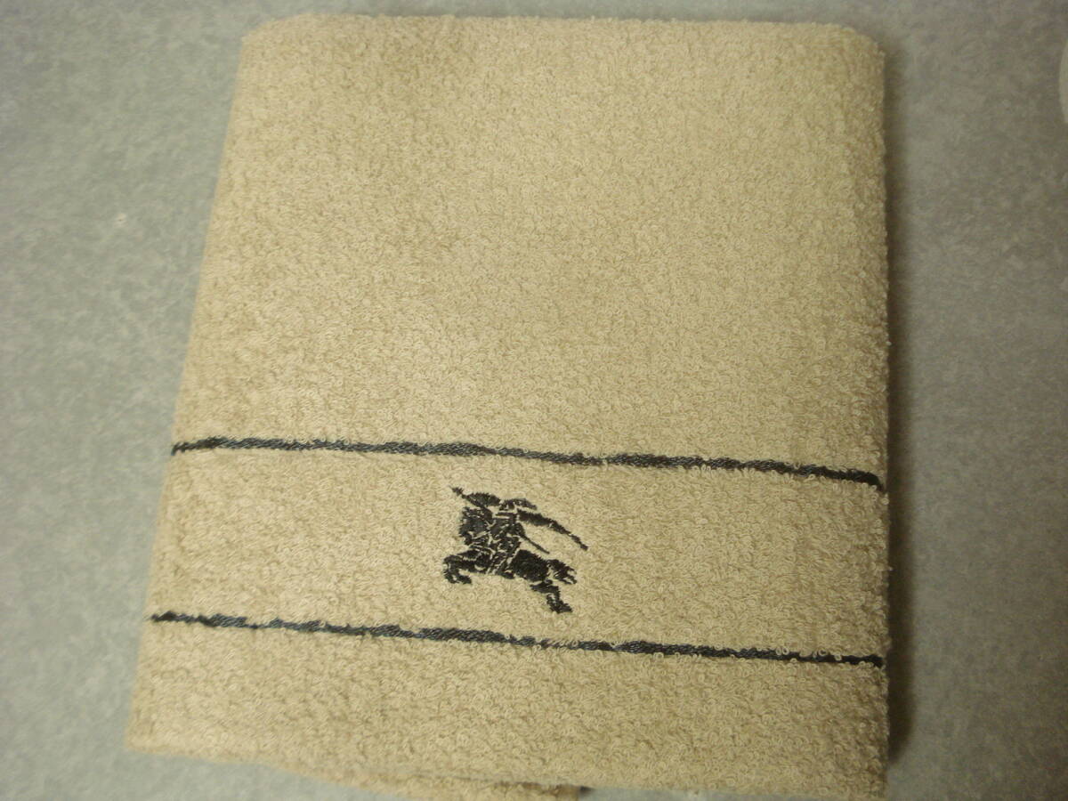 ☆ バーバリー バスタオル☆ ベージュ 黒 ホースマーク ライン 無地 タオル拍卖