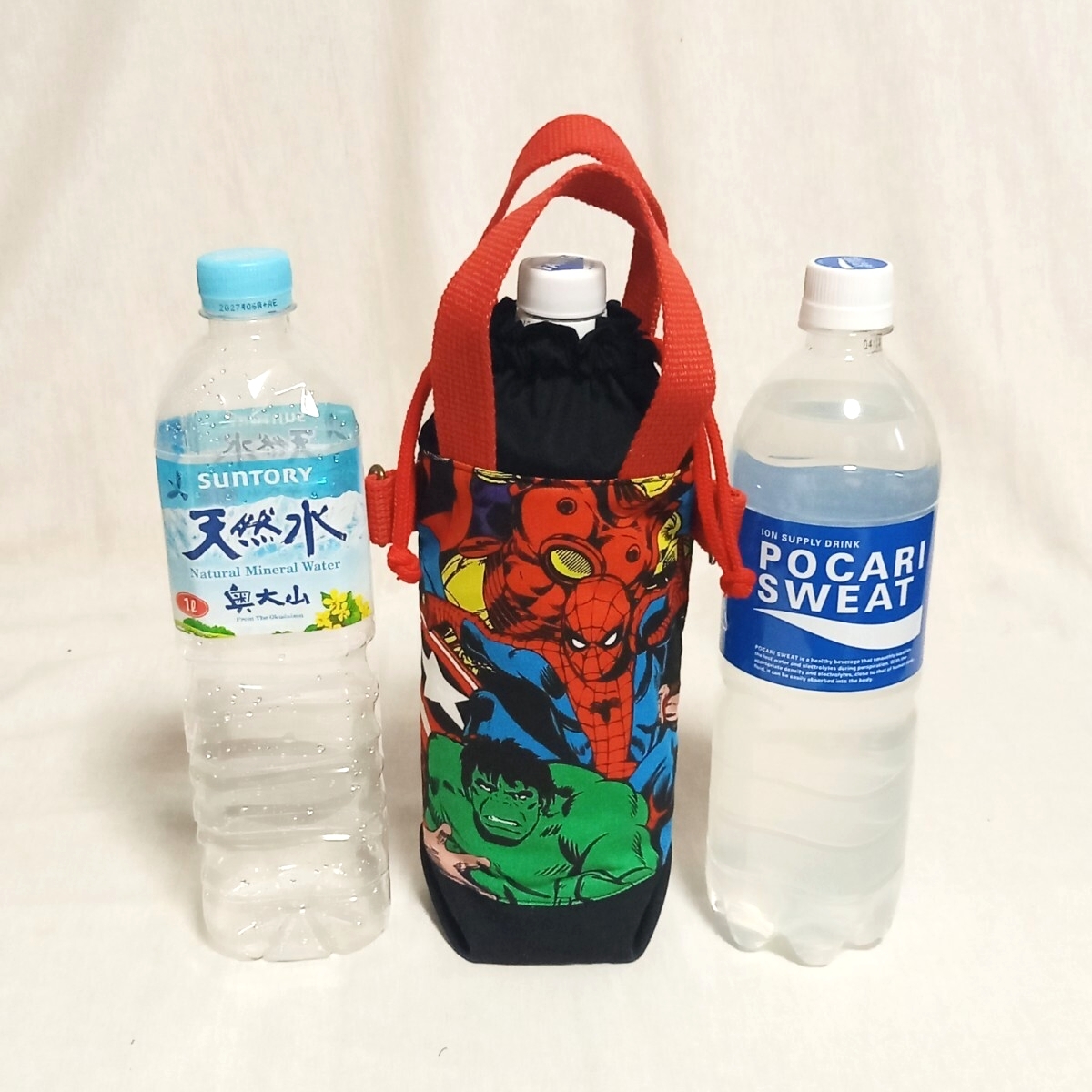 手作り☆保冷保温ペットボトルホルダー☆~1L対応☆アベンジャーズ☆スパイダーマン拍卖