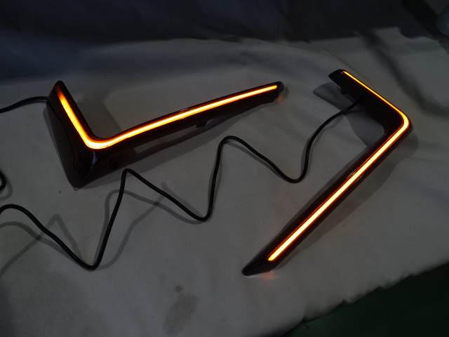 点灯動画掲載済 C27 セレナ 後期 LED リア リフレクター シーケンシャル 流れる ウィンカー スモール ブレーキ連動 ブロンズブラック 黒拍卖