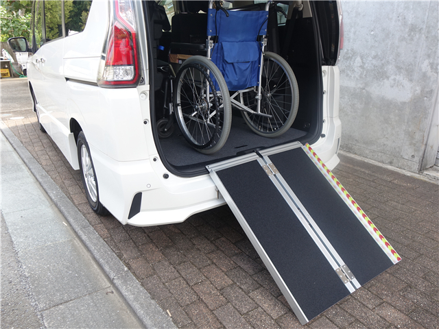 商品説明動画付アルミ製 長 910mm 軽量 スロープ クルマ 車椅子 石目調 滑り止 アルミスロープ 積載 272kg 介護 福祉車両 階段 ハンドル付拍卖