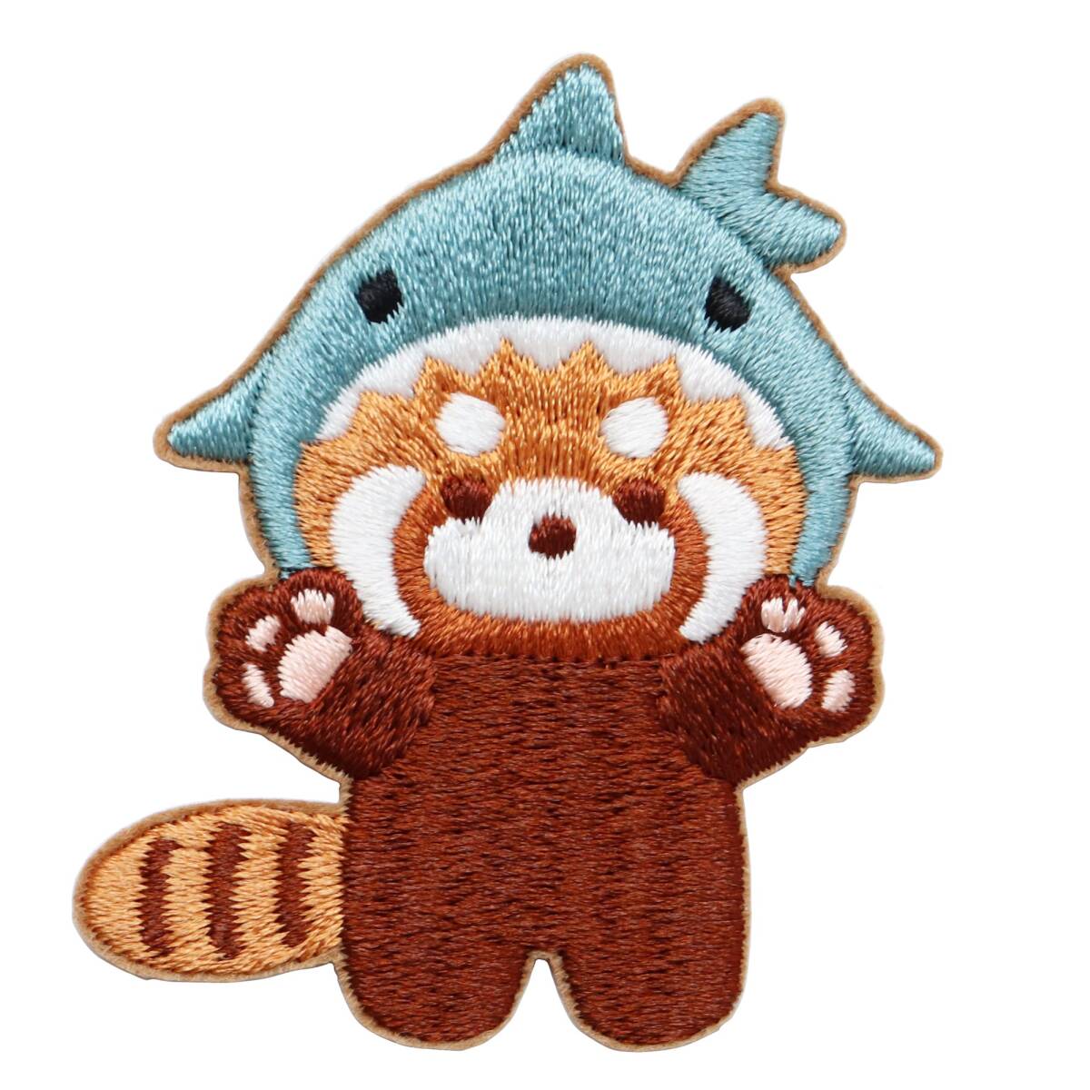 ワッペン レッサーパンダ かわいい刺繍パッチ シール兼アイロン接着 説明書付き サメ拍卖