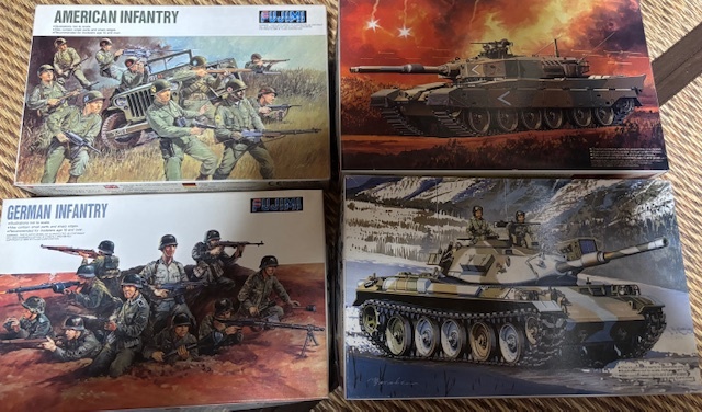 ★1/76 陸上自衛隊「スペシャルワールドアーマー No.2: 74式戦車 No.3: 90式戦車」 オマケWW2独米歩兵セット拍卖