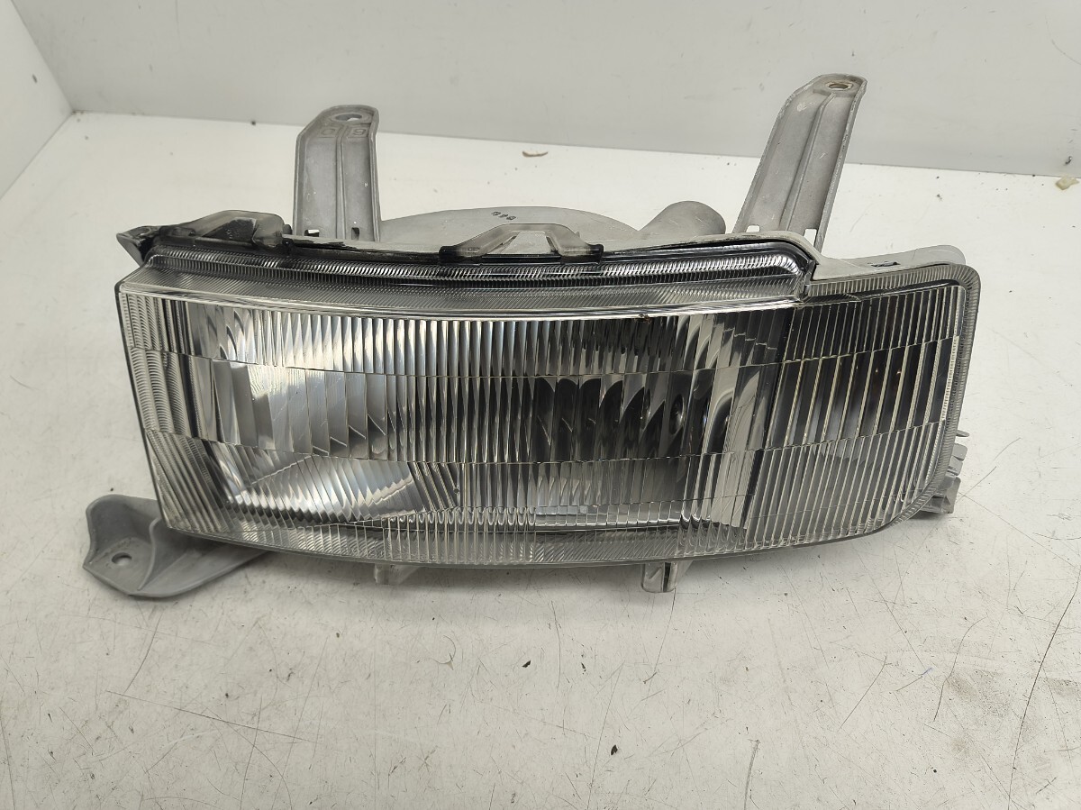 トヨタ bB ヘッドライト 左 L 52−032拍卖