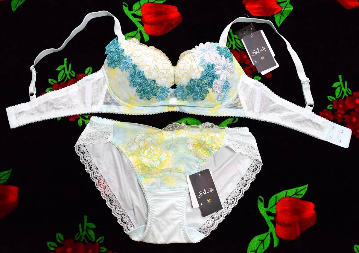 新品・タグ付き☆ワコール☆サルート☆51G・南アフリカ☆ME☆D65&ショーツM拍卖