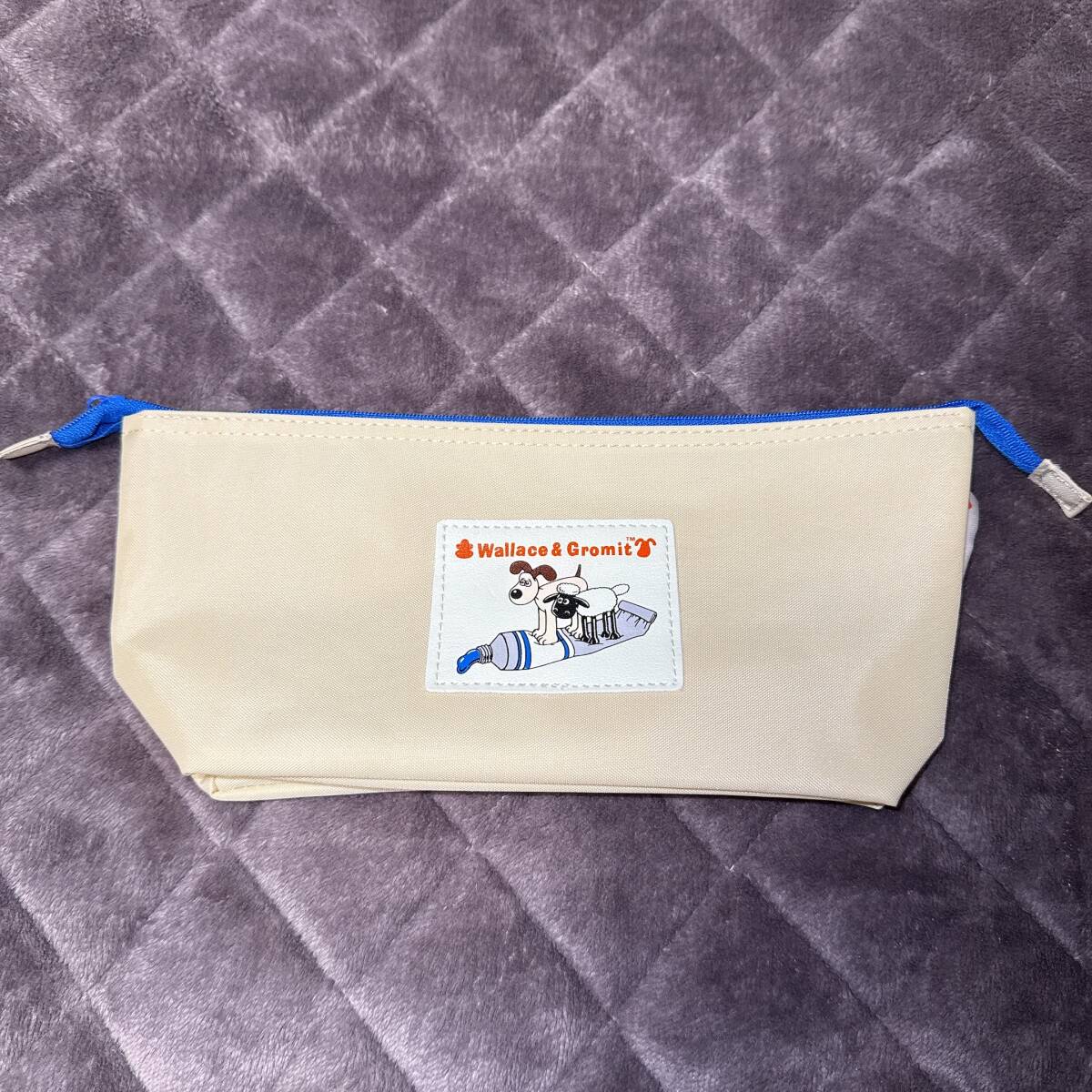 【未使用品】 ウォレスとグルミット ポーチ アイボリー 住友生命 非売品 限定品 アクセサリーポーチ 小物入れ拍卖