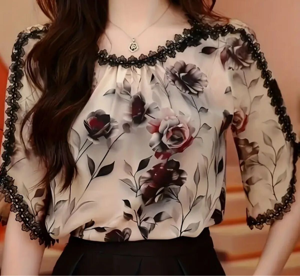 フローラルプリントブラウス 軽量で通気性 ゆったりフィット レース飾り 透けない素材 Mサイズ拍卖