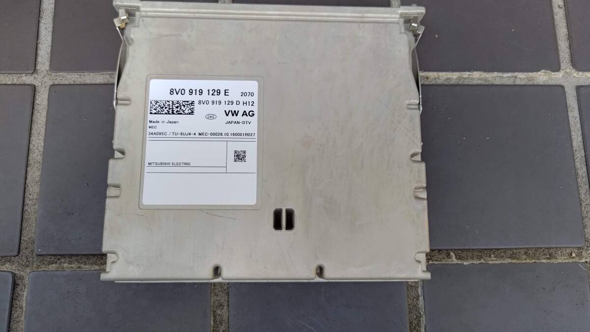 ゴルフ7/ティグアン/トゥーラン/アウディA3/アウディA4/アウディA6/アウディTT/アウディA7//純正TVチューナー/8V0919129E/未使用に近い拍卖