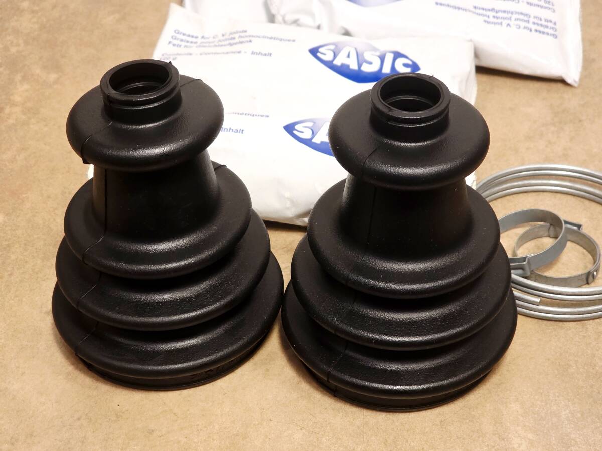 プジョー・104/204/205/304/305/309/シトロエン・C15/LNA/VISA/ルノー・R5 1.4 ドライブシャフトスリーブ ホイール側 2個セット拍卖