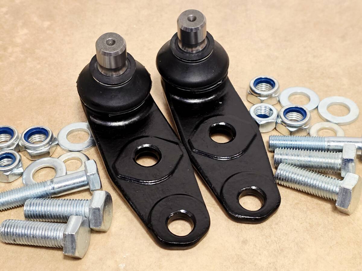 ルノー・エクスプレス/S5/カングー1/メガーヌ1/R9/R11/R19/R21 左右ロアーボールジョイント02拍卖