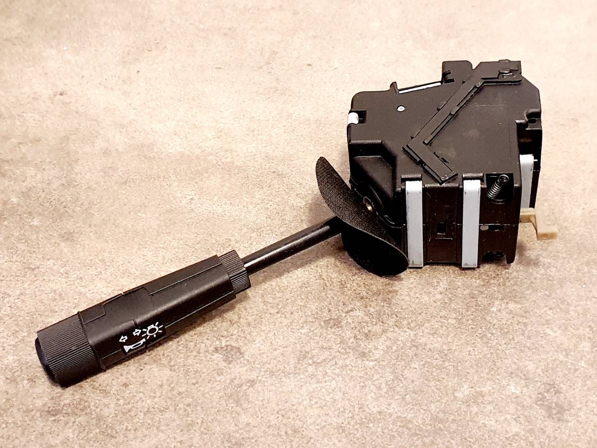 ルノー・エクスプレス/S5/エスパス1/R9/R11 コラムスイッチ拍卖