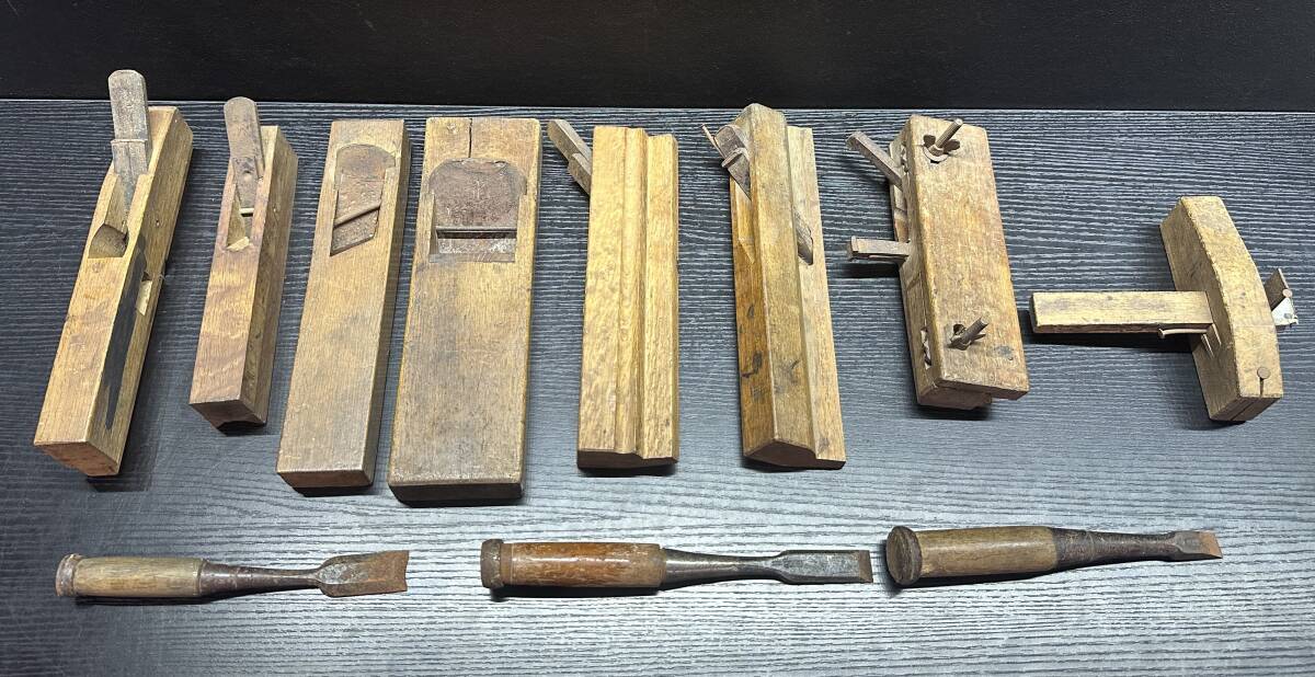 まとめ 印松石 内丸鉋 面鉋/千龍峰 平鉋/清定 作里鉋/徳光 組子鉋 機械作里/嘉 脇鉋/平際鉋/けびき/左頼光 追入れ鑿/熊 丸鑿/向待ち鑿 S734拍卖