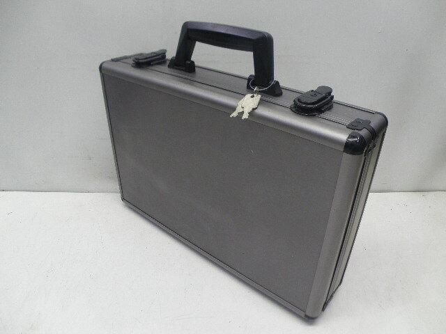 渋い!アタッシュ!アルミケース!鍵付!40×26×9cm(銀)拍卖
