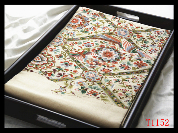 蔵【T1152】厳選逸品 明綴れ 菱取唐草花鳥紋 鳥の子色地 気品豊かに 正絹純金糸高級美術名古屋帯 ◇検簪着物袋帯和装小物帯締め拍卖