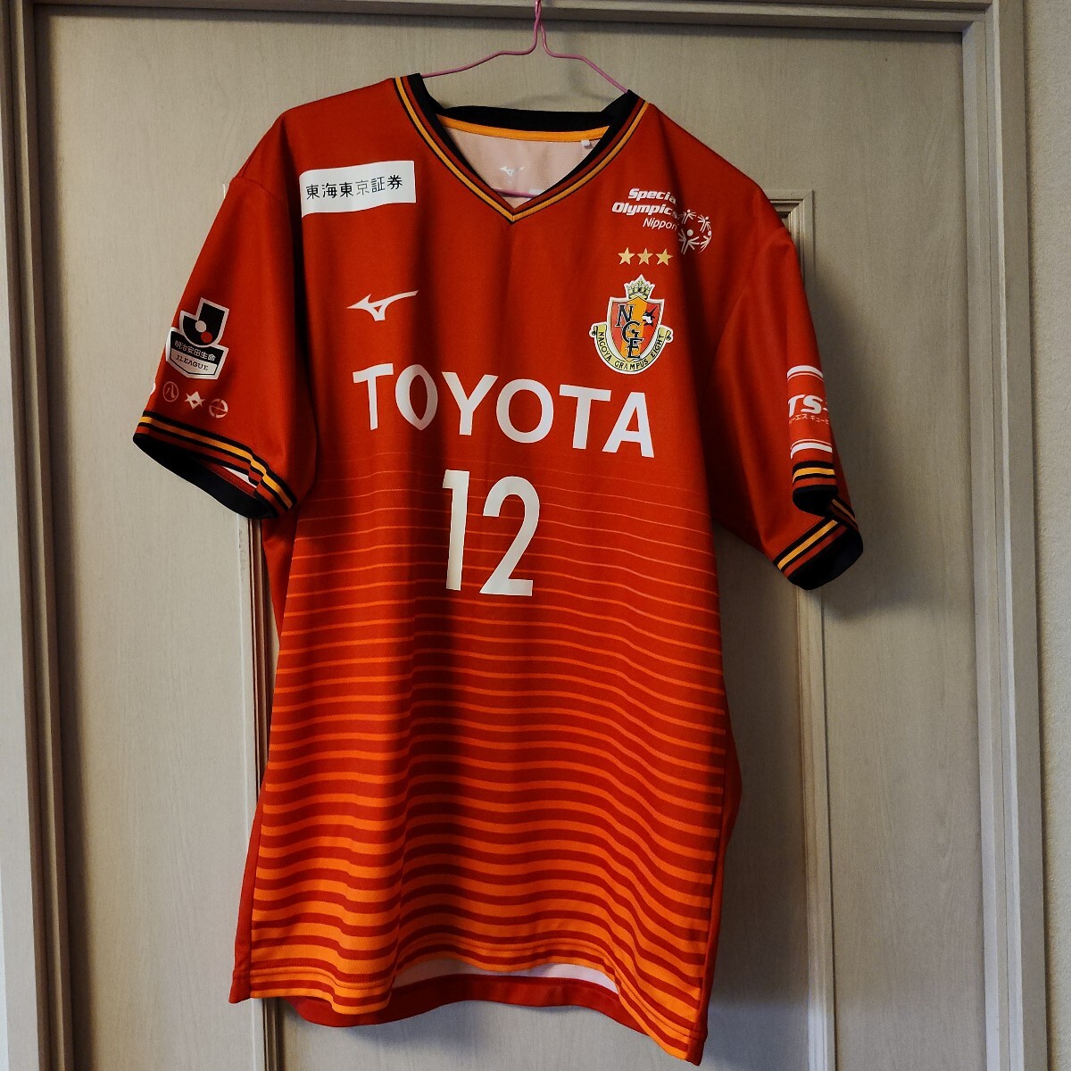 名古屋グランパスのレプリカユニフォーム拍卖