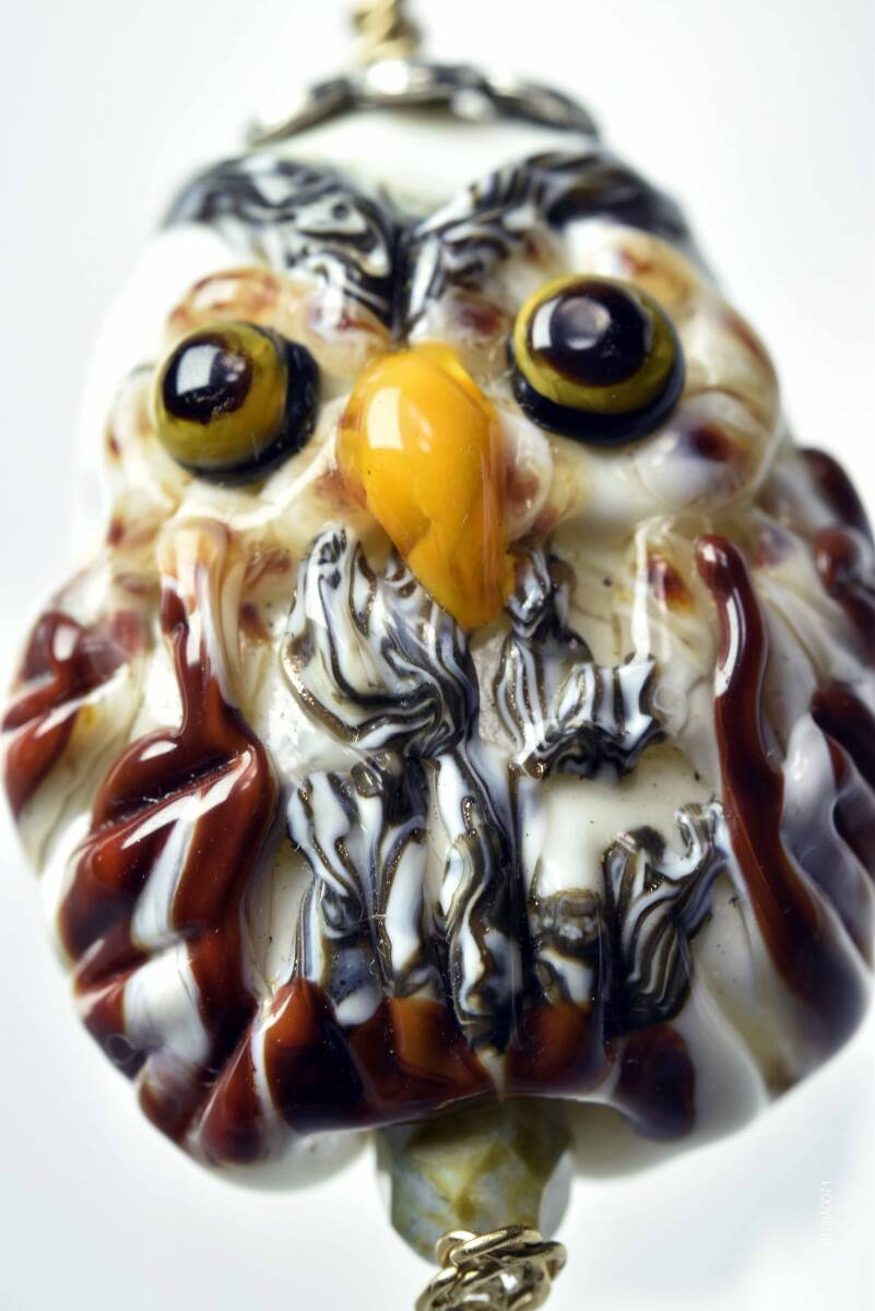 フクロウのトンボ玉 ガラスのジュエリー ペンダントトップ作家物一点物12868-451  フクロウアクセサリー フクロウペンダント拍卖