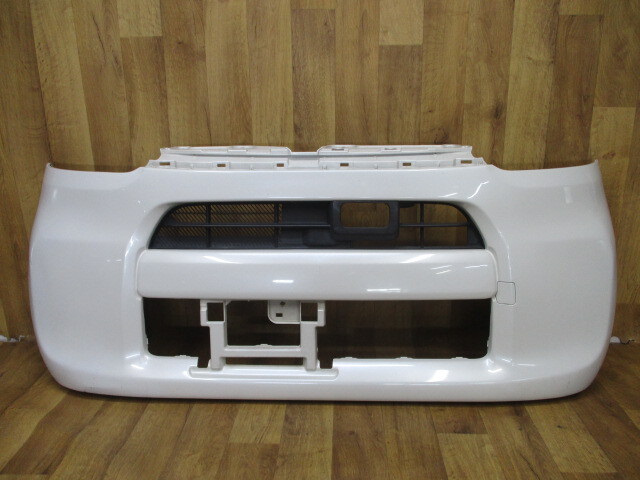 F1/ LA600S/LA610Sタント純正フロントバンパー52119-B2D20拍卖