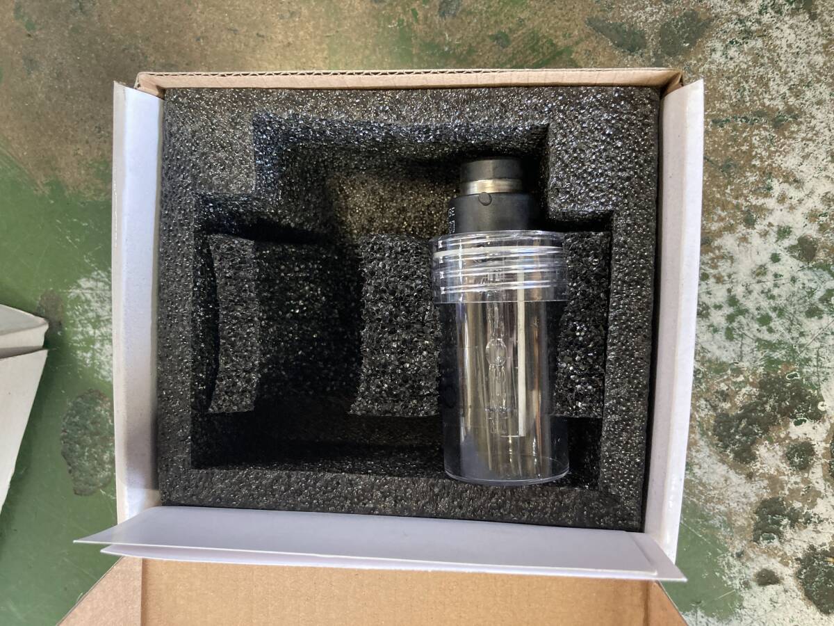 fcl D2R バルブ 35W 6000k 訳アリ拍卖