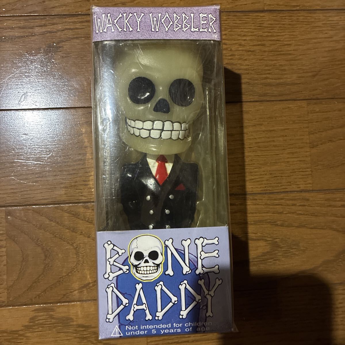 wacky wobbler BONE DADDYブラックシャツ ボブルヘッド拍卖