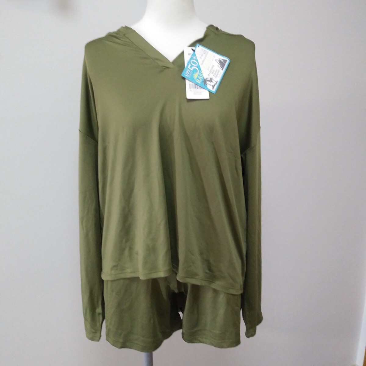 レディース フード付きラッシュガード 上下セット M~Lサイズ カーキ拍卖