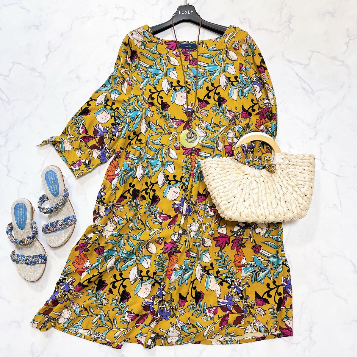 美品 Lunaria ルナリア ふんわりワンピース 花柄 総柄 リボン付き七分袖 ギャザースカート マスタード とろみ 洗える 大きいサイズ 3L XXL拍卖