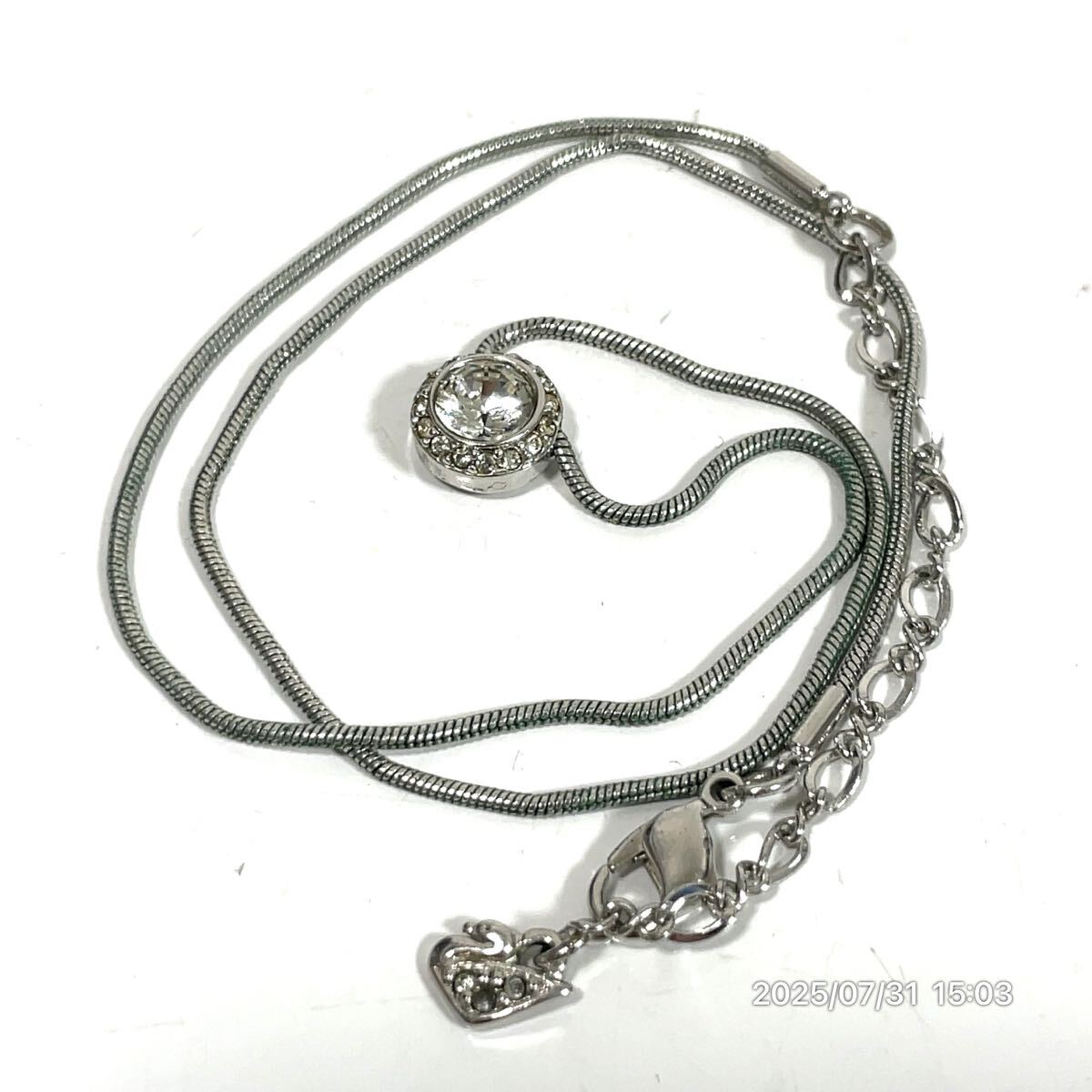SWAROVSKI スワロフスキー サークル調 クリスタル ラインストーン シルバーカラー ネックレス ペンダント アクセサリー 装飾品 小物拍卖