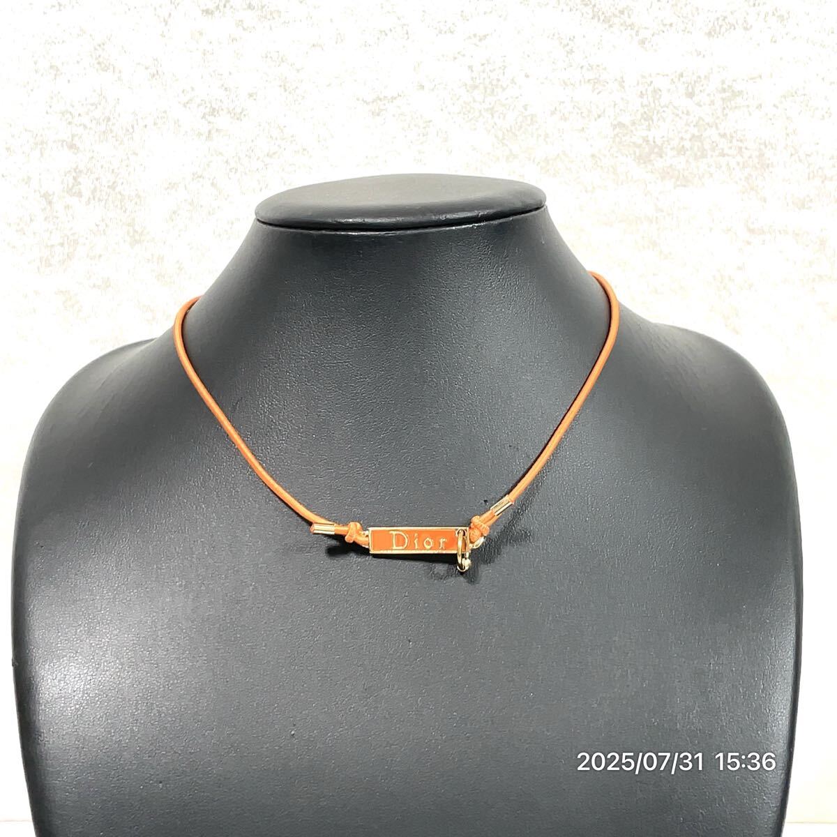Dior クリスチャン ディオール ブランドロゴプレート オレンジ×ゴールドカラー チョーカー ネックレス アクセサリー 装飾品 小物拍卖