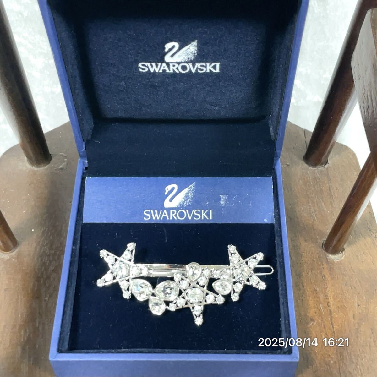 極美品 SWAROVSKI スワロフスキー 星 スター 雫 クリスタル ラインストーン シルバーカラー バレッタ ヘアクリップ アクセサリー ケース付拍卖