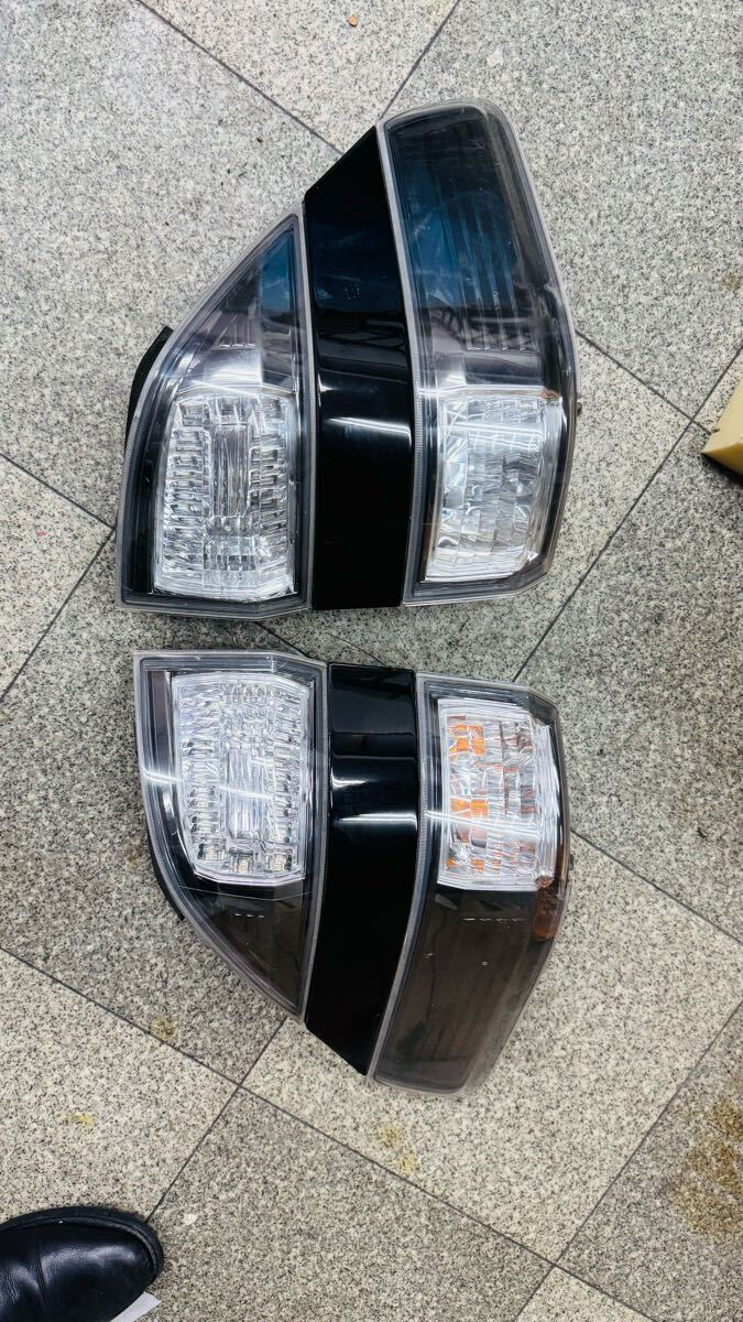 ヴェルファイア 20系 テールランプ左右セット 作動確認済み 黒拍卖