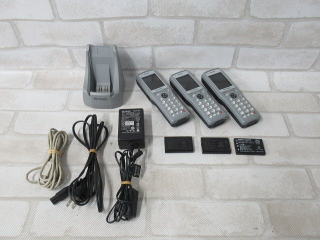 Ω 新LA 0338h 保証有 KEYENCE【 BT-1010 】キーエンス 超小型ハンディターミナル AC/USBケーブル/充電台付拍卖