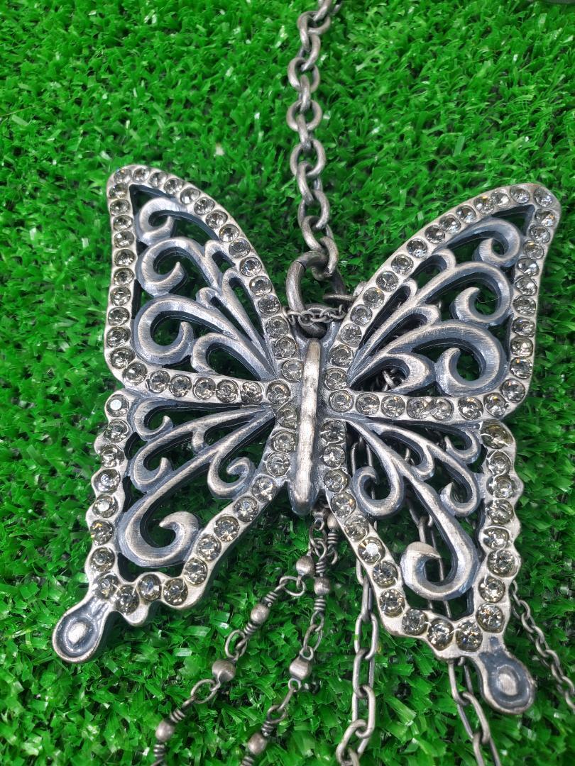 ヴィンテージ風 蝶 バタフライモチーフ チャーム アクセサリー ストーン拍卖