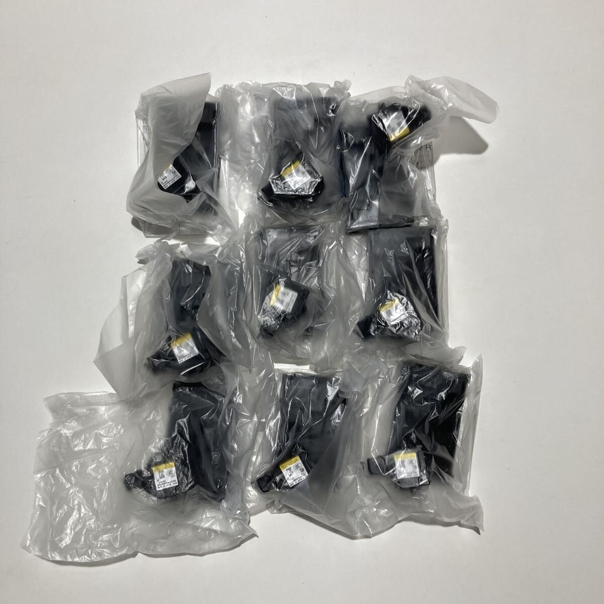 未使用品 三菱 補助スイッチ AX-05SVRS ノーヒューズ遮断器 漏電遮断器 9個セット拍卖