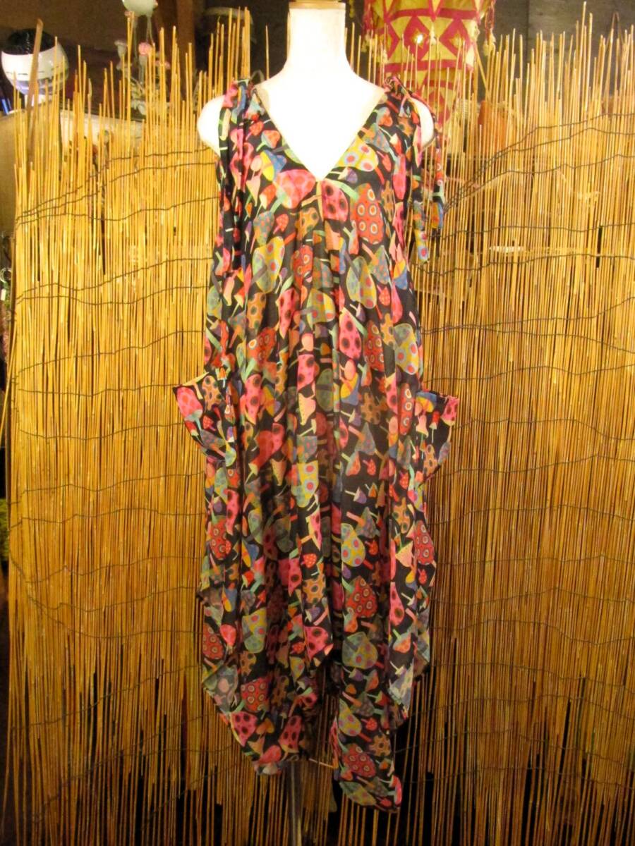 ③新品*レーヨン素材*マッシュルームプリント*ゆったり*変型*サロペット拍卖