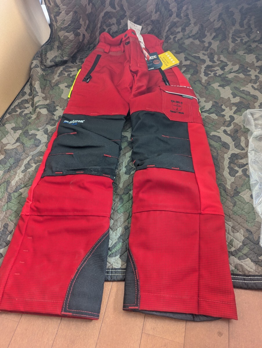 ファナーベンチレーション 防護ズボンサイズXXS拍卖