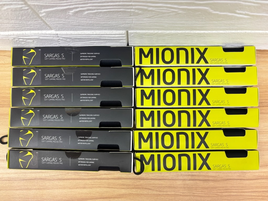A327 新品 mionix マウスパッド 12枚セット Mionix SARGAS S MNX-04-25000-G 240 x 210㎜ 厚さ:2.5㎜拍卖