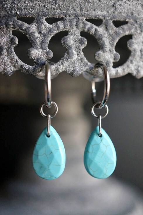 イヤリング 324 マグネサイトターコイズのフープイヤリング サージカルステンレス Gold 金属アレルギー対応金具使用拍卖